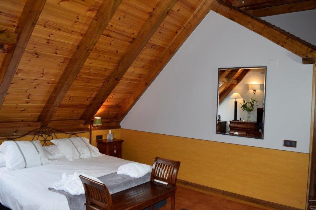 Mauberme Mountain Boutique Hotel Salardú Exterior foto