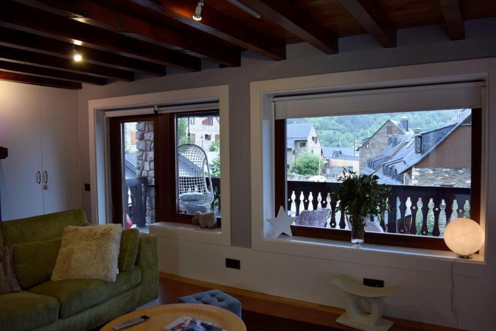 Mauberme Mountain Boutique Hotel Salardú Exterior foto