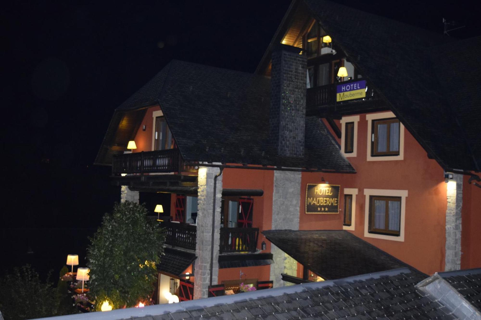 Mauberme Mountain Boutique Hotel Salardú Exterior foto